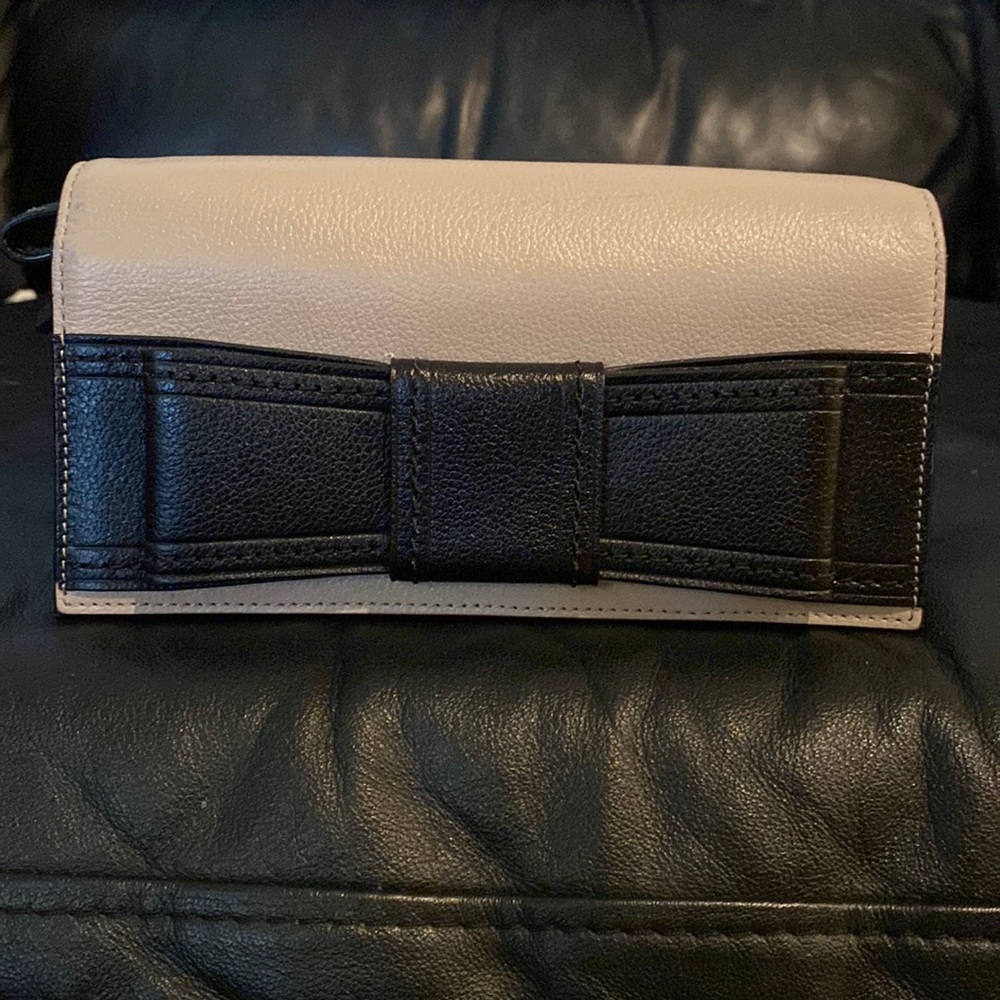 Kate spade wallet/wristlet